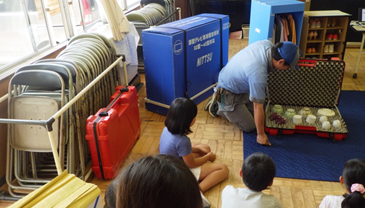小学校での出前授業の様子